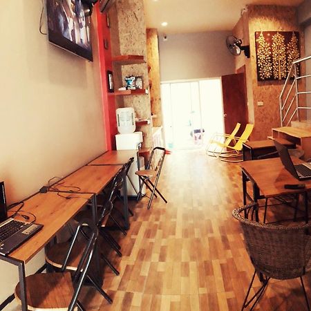 Frutta Hostel Patong Kültér fotó
