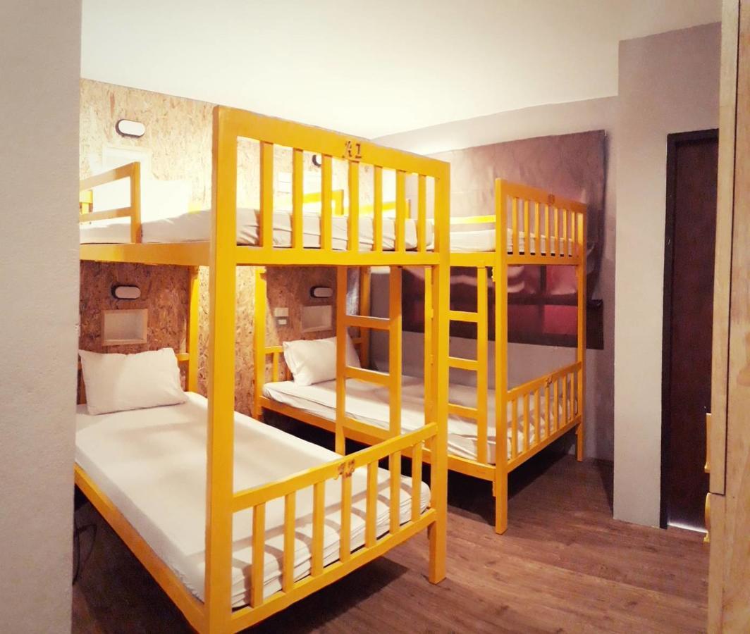 Frutta Hostel Patong Kültér fotó